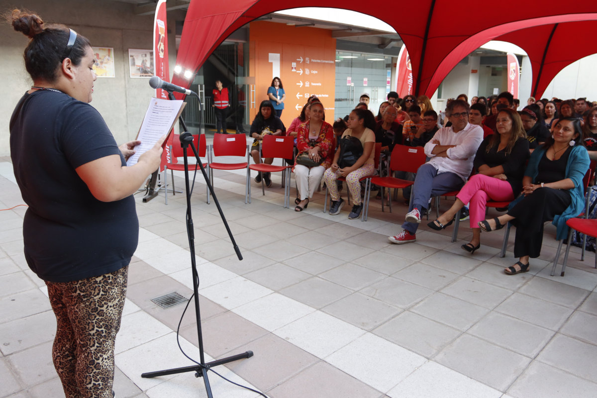 Entrega de Becas a estudiantes con discapacidad