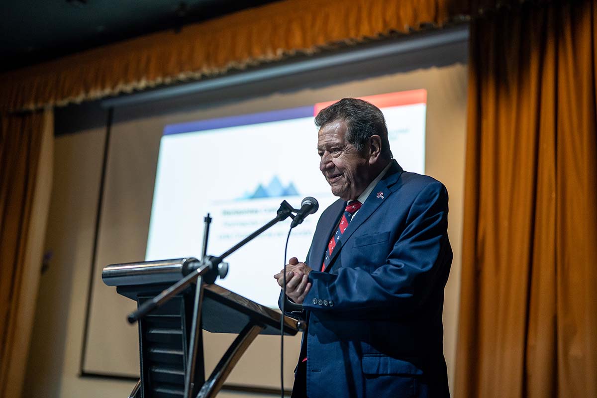 Horizontes Compartidos